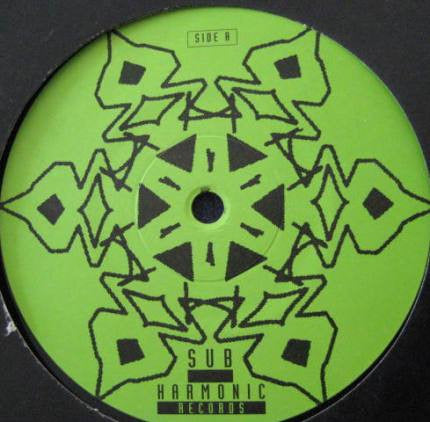 Fact Of Life com DJ Voodoo – The Bass Goes Boom