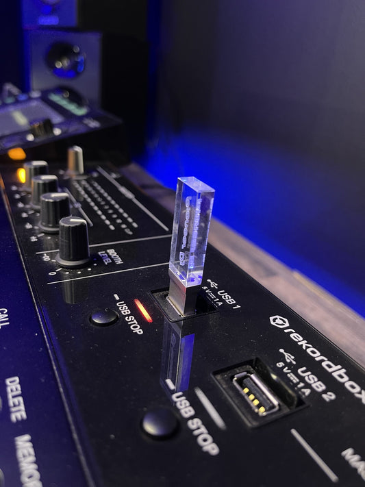 Pioneer 32 GB USB-Laufwerk (USB 3.0)