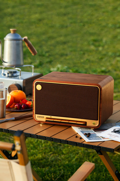 Edifier D32 - Tabletop Wired & Portable Bluetooth Speaker (Classic Walnut)